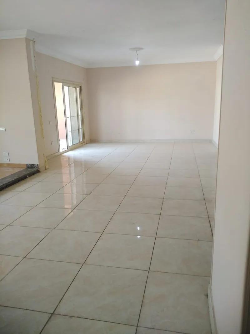 شقة للبيع في الشطر الثامن