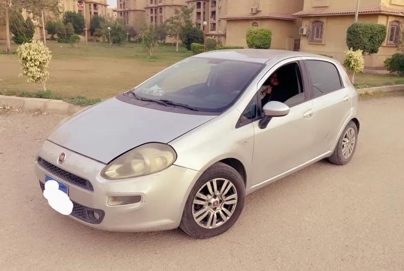 فيات جراندي بونتو 2015