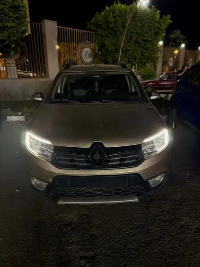 رينو سانديرو استيب واي في مدينة 15 مايو, القاهرة - 620,000 جنيه