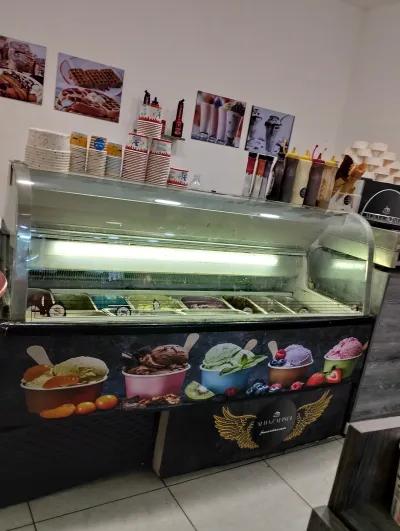 تلاجه ايس كريم ايزا ايطالي 14 جلون في المعادي, القاهرة - 25,000 EGP