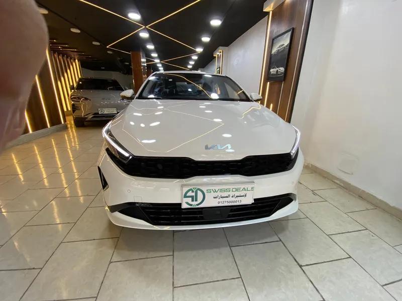 كيا سيراتو 2024