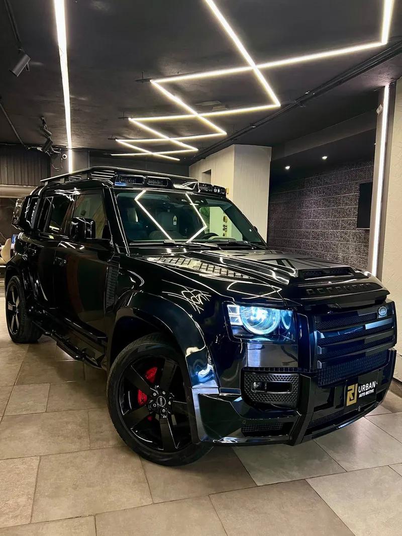 لاند روفر ديفندر 2021