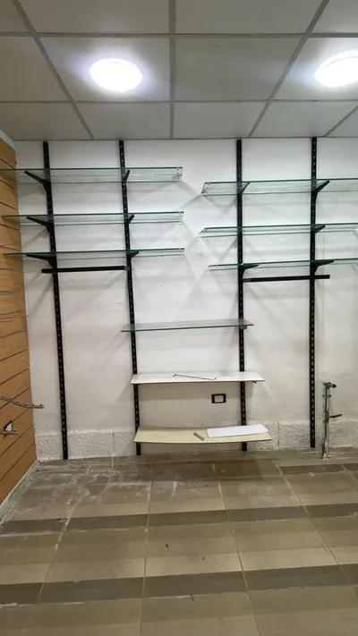 تصفية محل اكسسوارات وطرح في مدينة العبور, القاهرة - 1 EGP